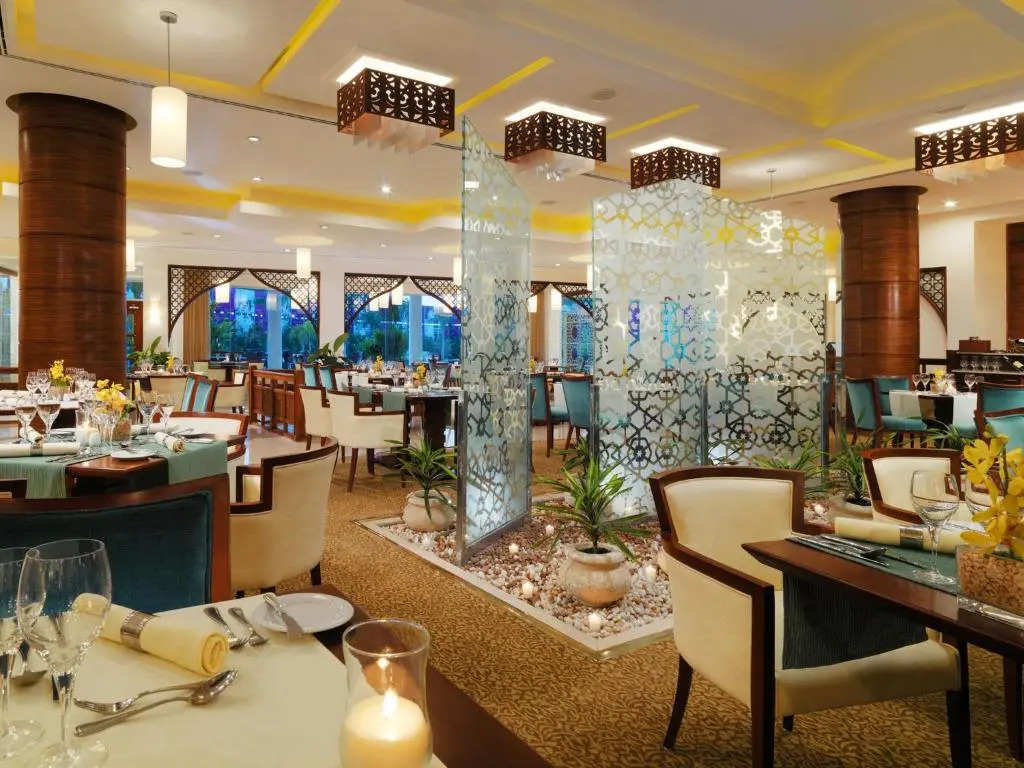 Отель Helnan Dreamland Hotel