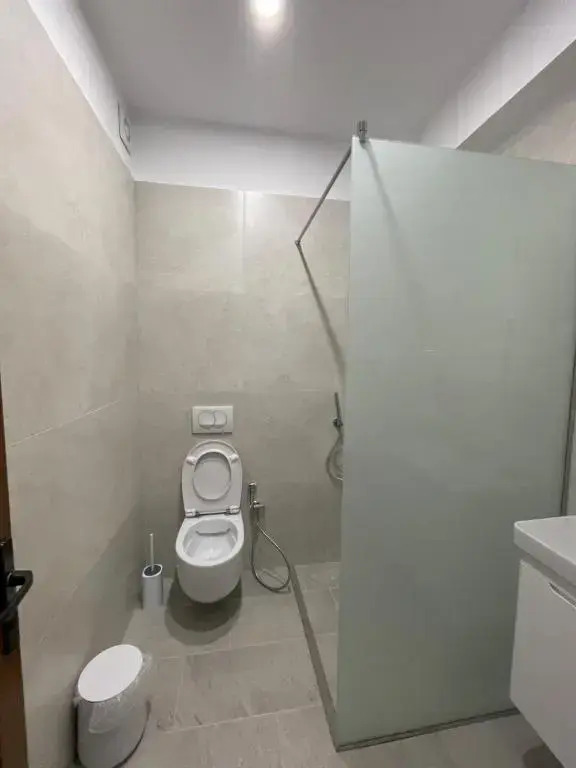 Отель Kroi