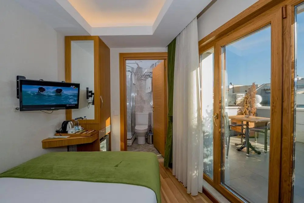 Bizim Hotel