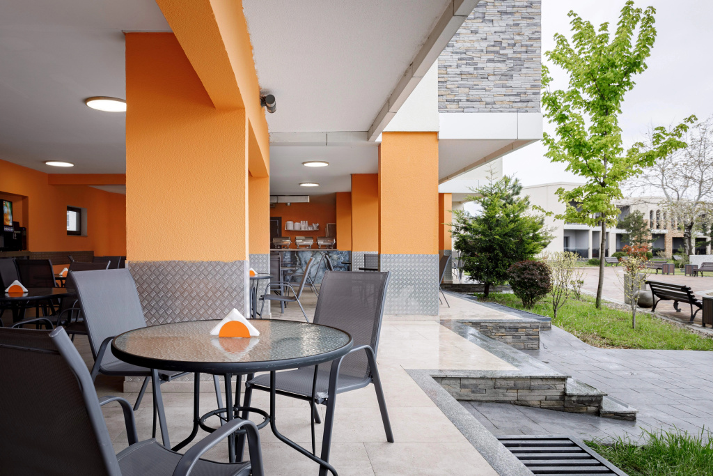 Отель Morea Family Resort & Spa