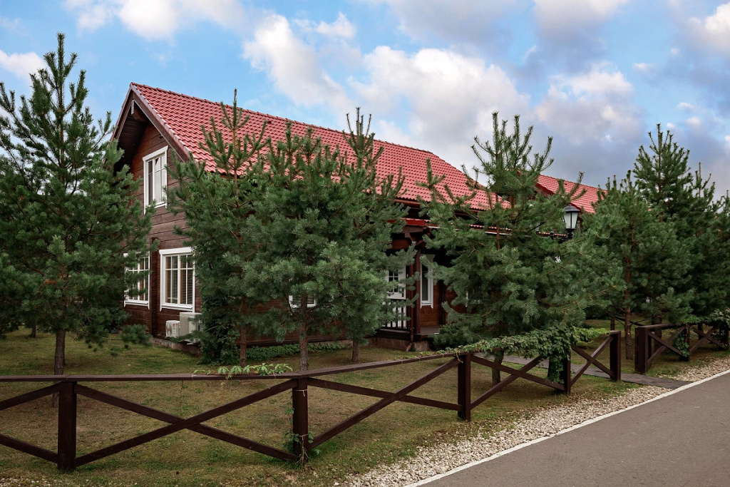 4 ★ Отель Fish Point Family Resort (Золотой сазан)