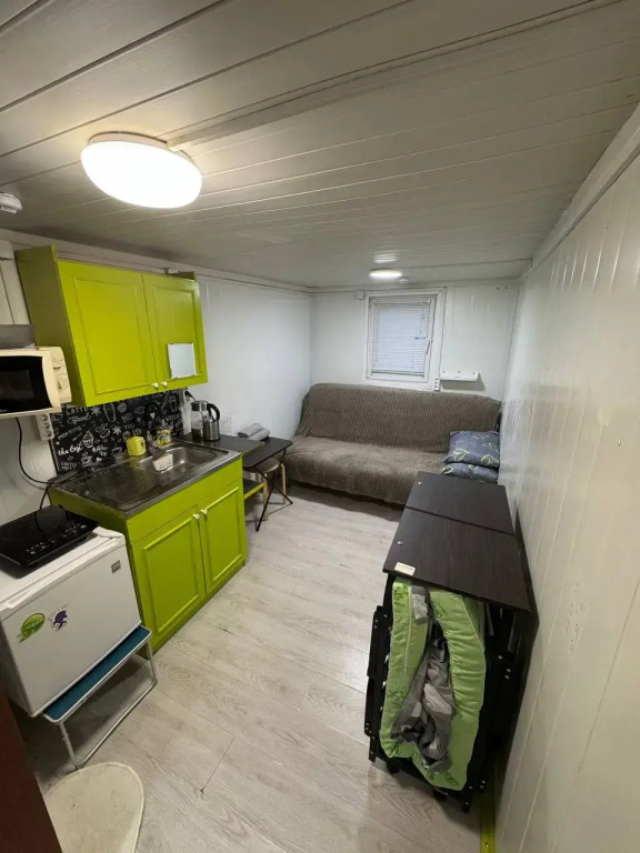 Uyutnaya Studiya Ryadom S Mtsd Aprelevka Flat