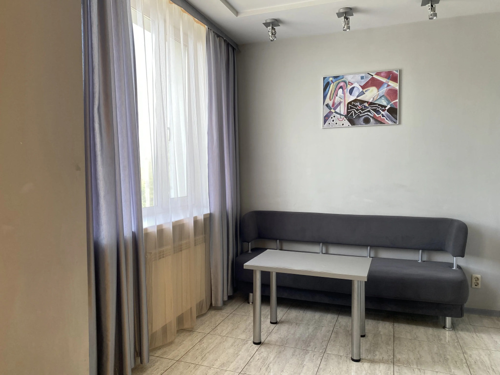 Evro Hotel