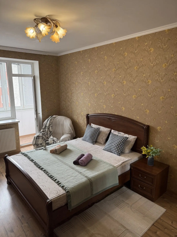 Uyutnaya Na Letnem Ozere Flat