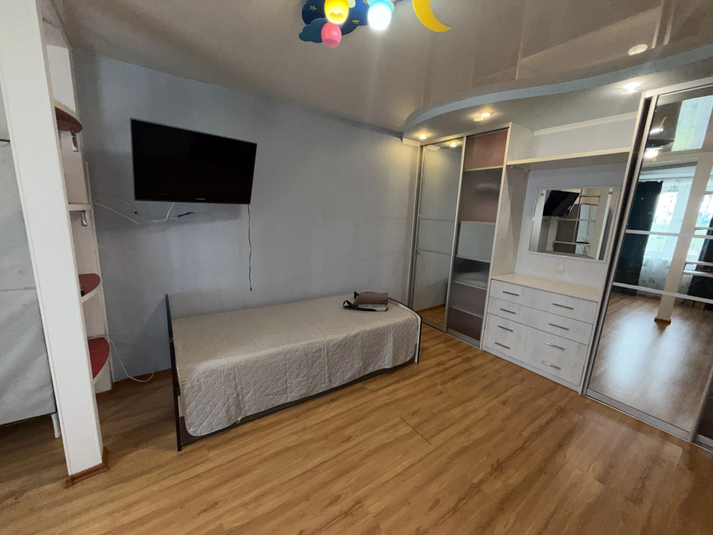 Квартира BedAndRest на улице Мухина 53/3