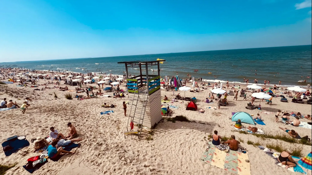 Квартира у моря с новым ремонтом, на первой линии