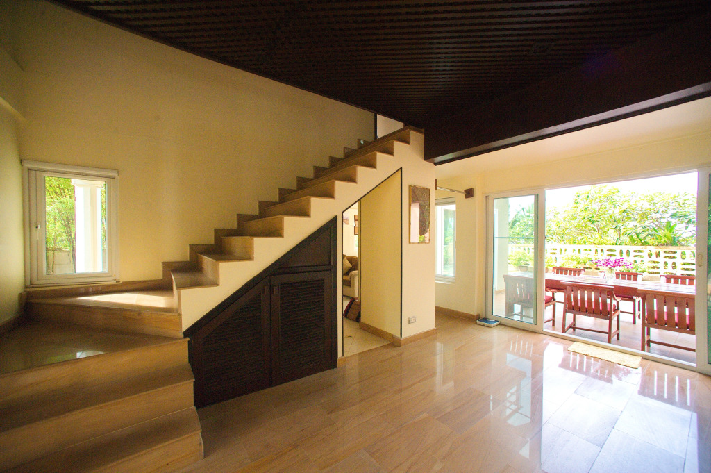 Beachfront Art Villa Samui