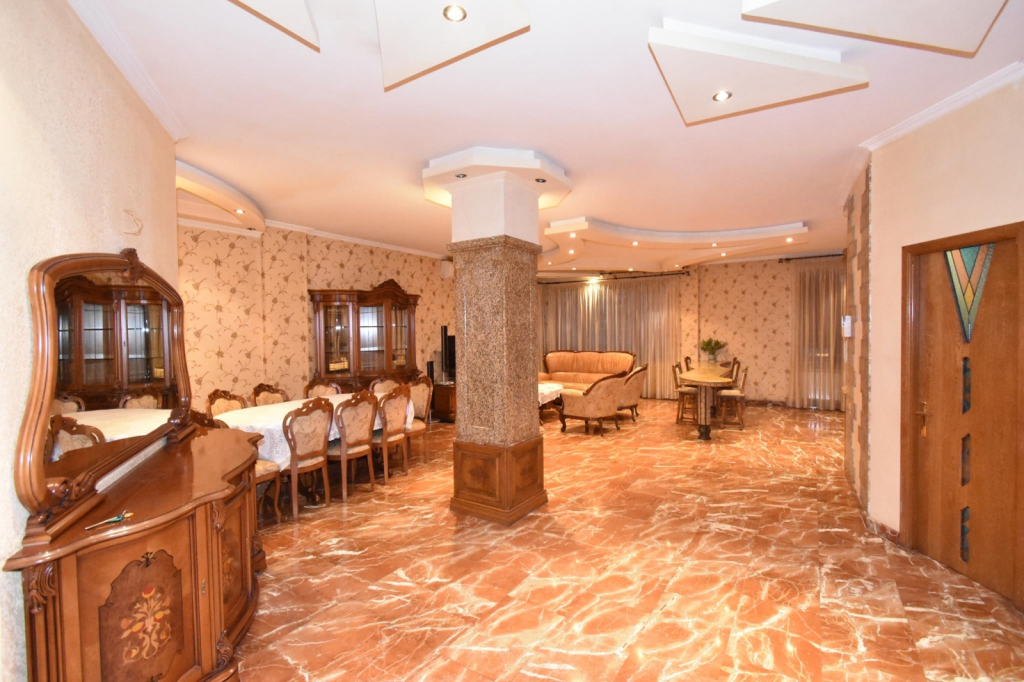 Апартаменты RentInnYerevan 1 Mher Mkrtchyan Street