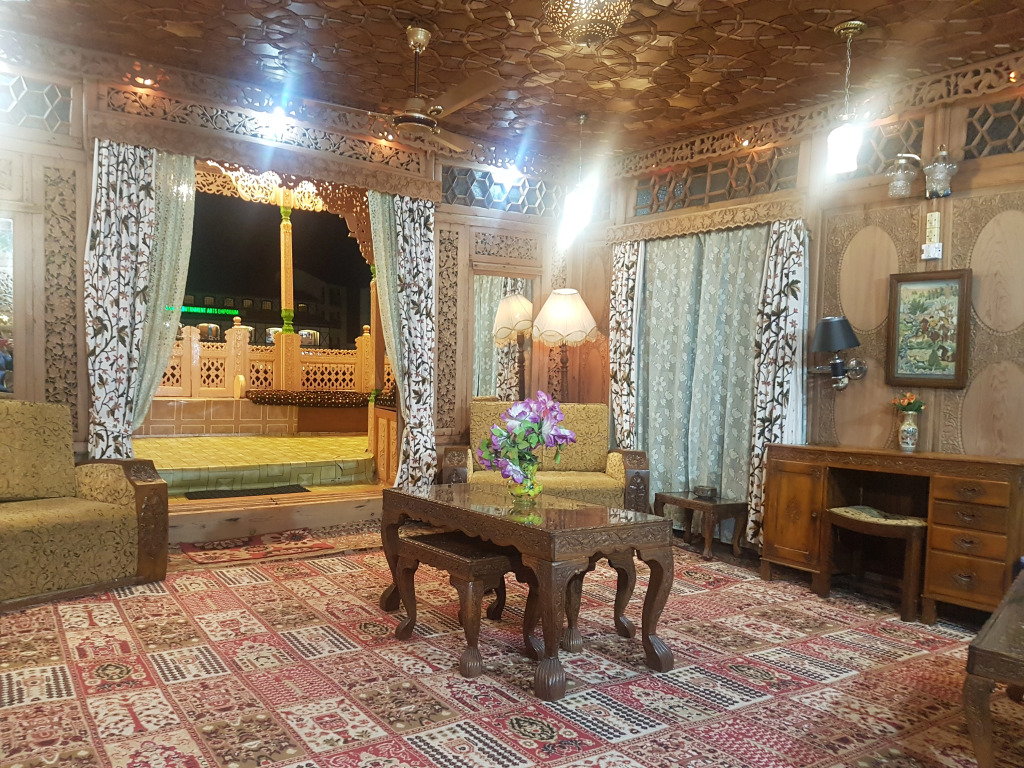 Отель Royal Houseboat