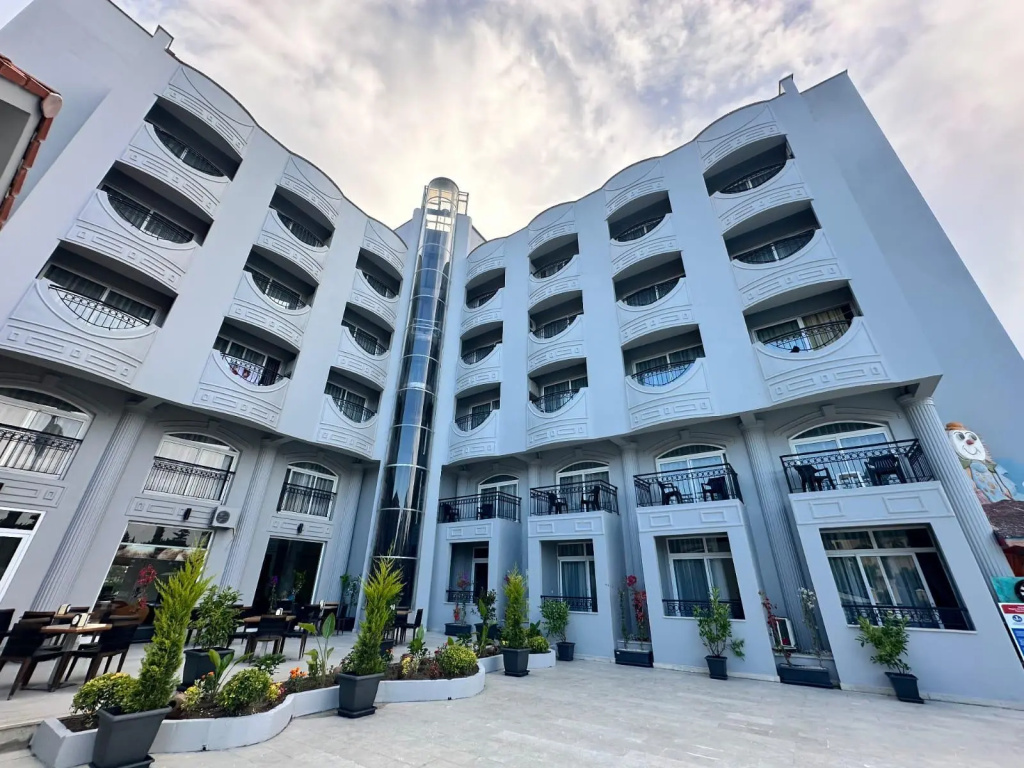 Camyuva Luna Hotel