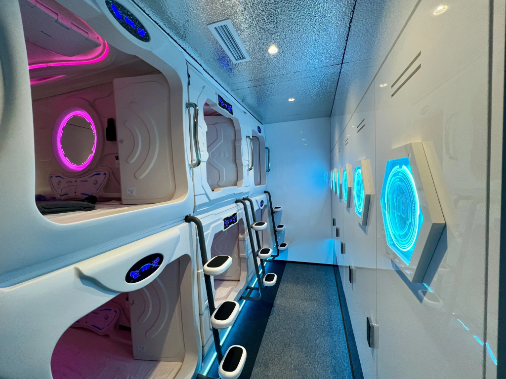 Galaxy inn Luxury hostel in center