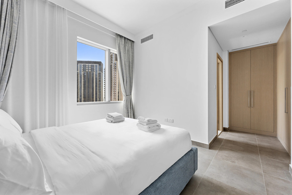 Апартаменты WelHome - Stunning Apartment With Sea Views in Creek Harbour