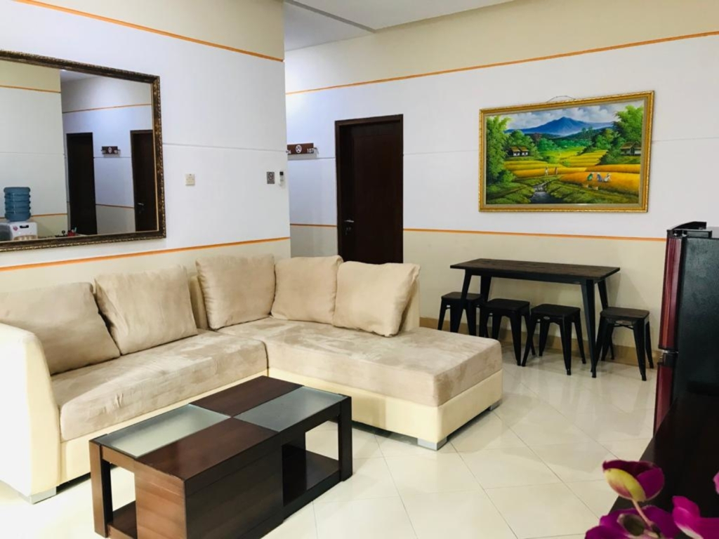Adiputra Guesthouse Tata Bumi by HomiQ