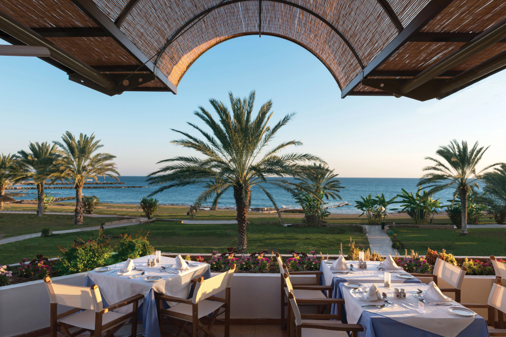 Отель Constantinou Bros Athena Royal Beach