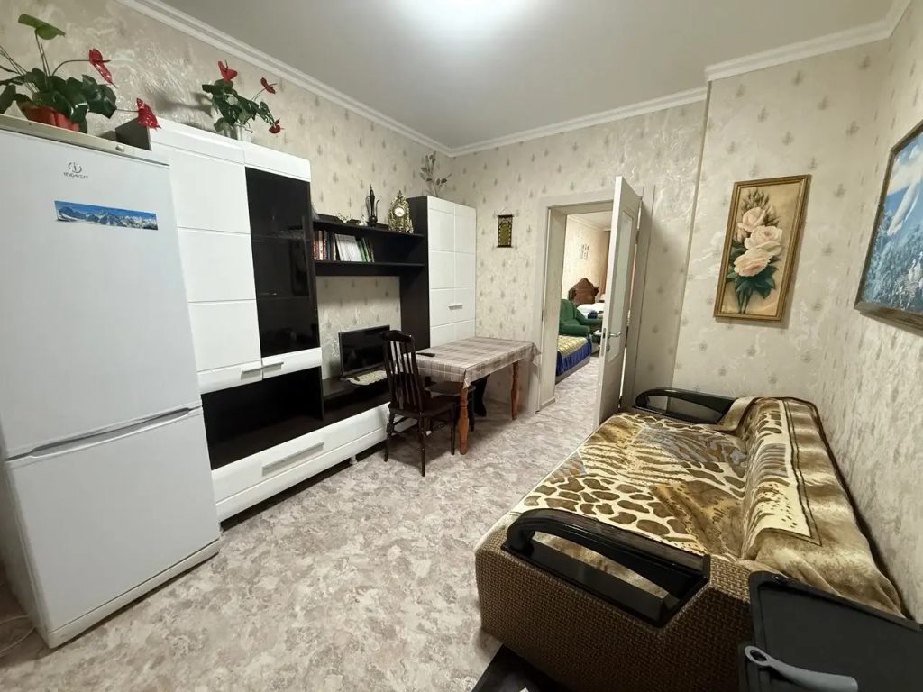Квартира Двухкомнатная на первом этаже на Березовской 10 (кв.12)
