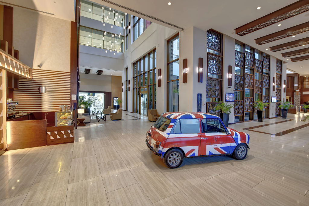 Metropolitan Hotel Dubai