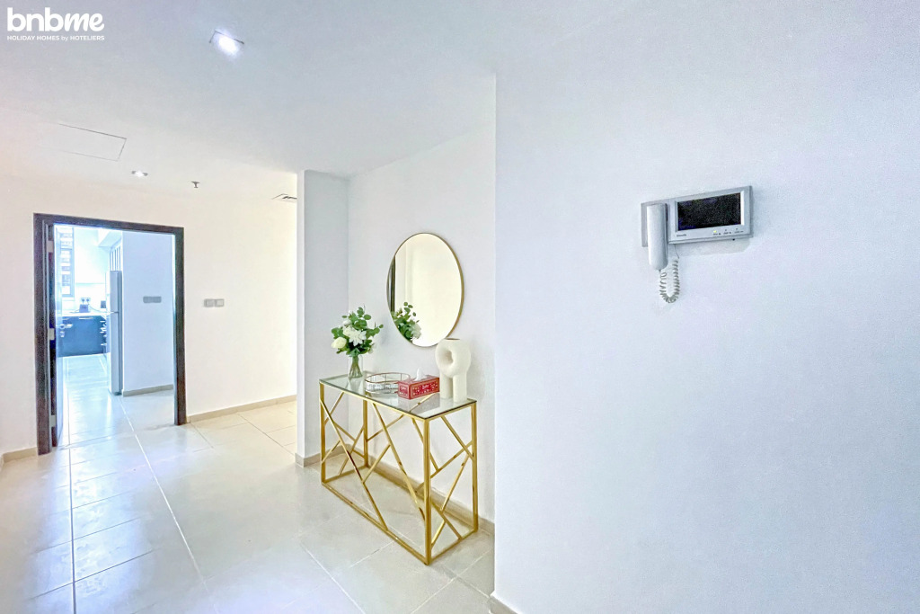 Апартаменты Luxury Penthouse with Marina and Sea Views|bnbme-2301