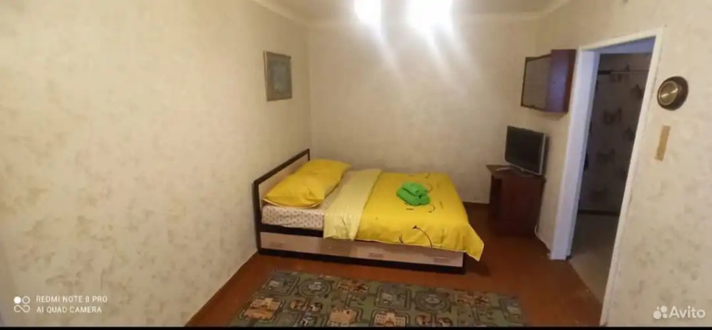 Oktyabryskaya 20/42 Apartments