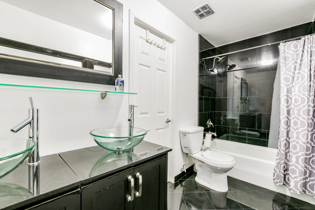 12 room Scottsdale Golf Tennis Lake Resort Villa