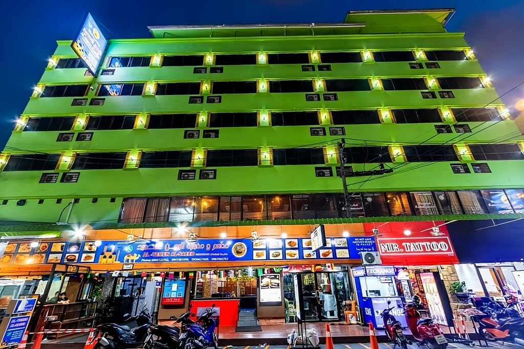 Отель Saba Suites Patong Phuket