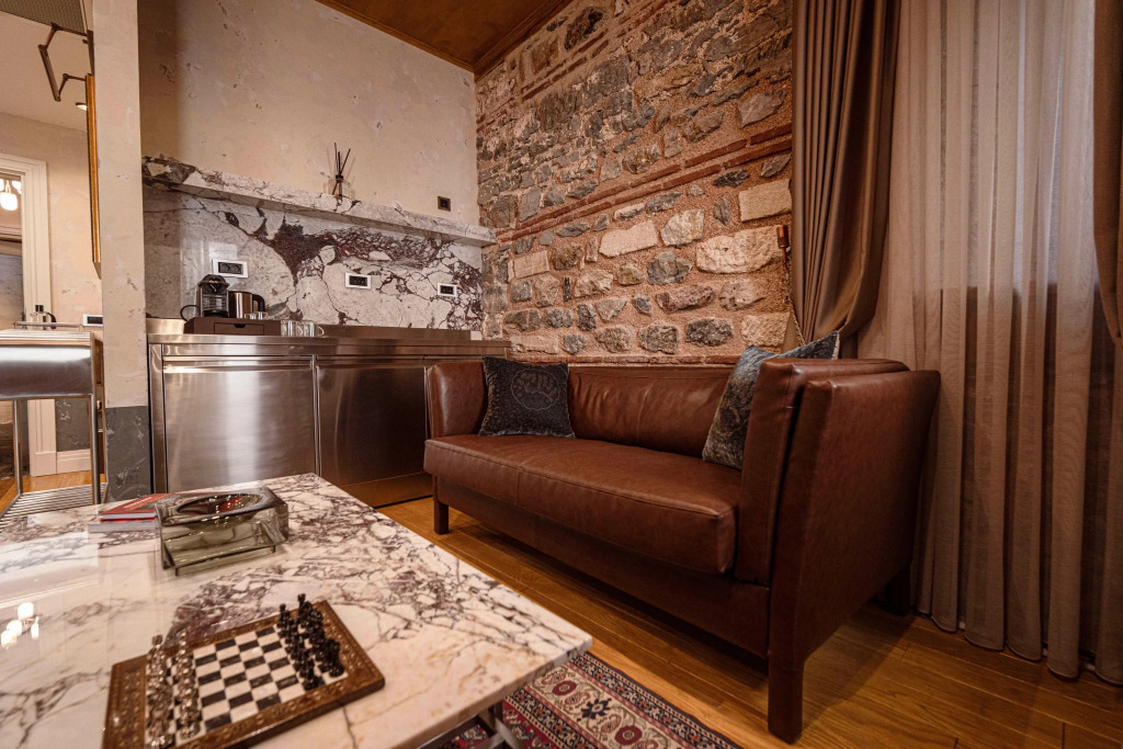Stone Inn Galata