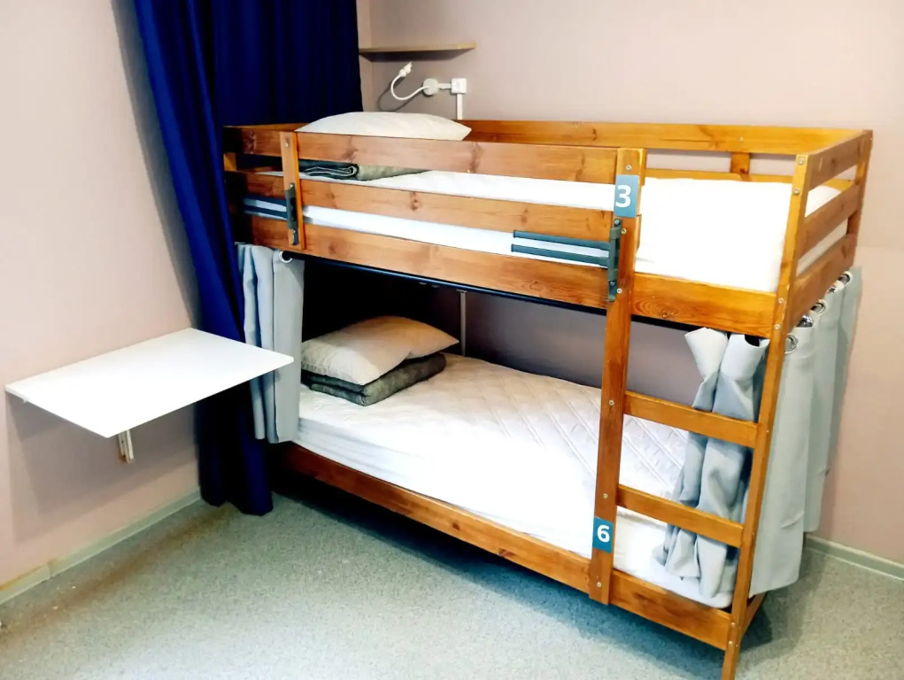 E Hostel