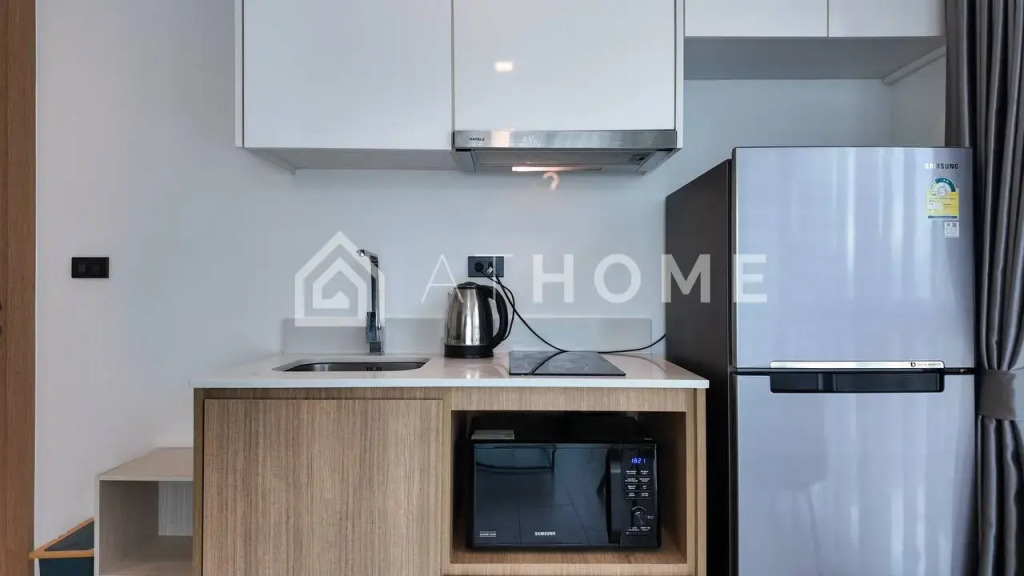 Апартаменты The Breeze Condominium