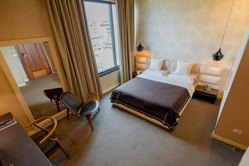 La Bohème Hotel