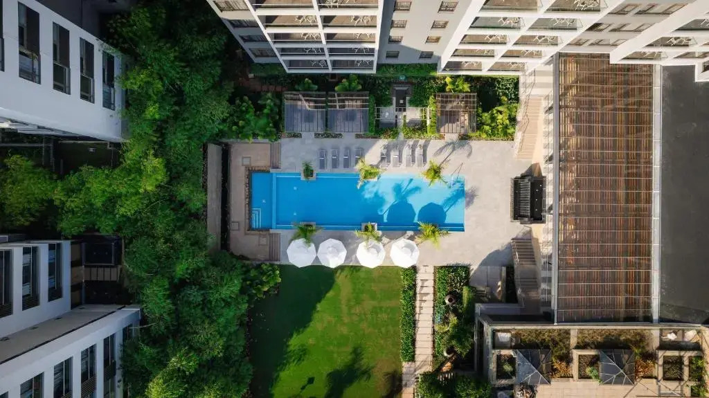 Отель Trademark Suites at Enaki Town