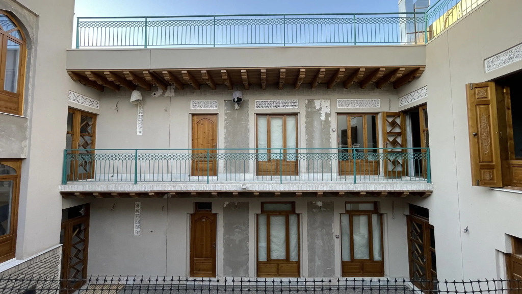 Mahbubakhon Guest house in old city