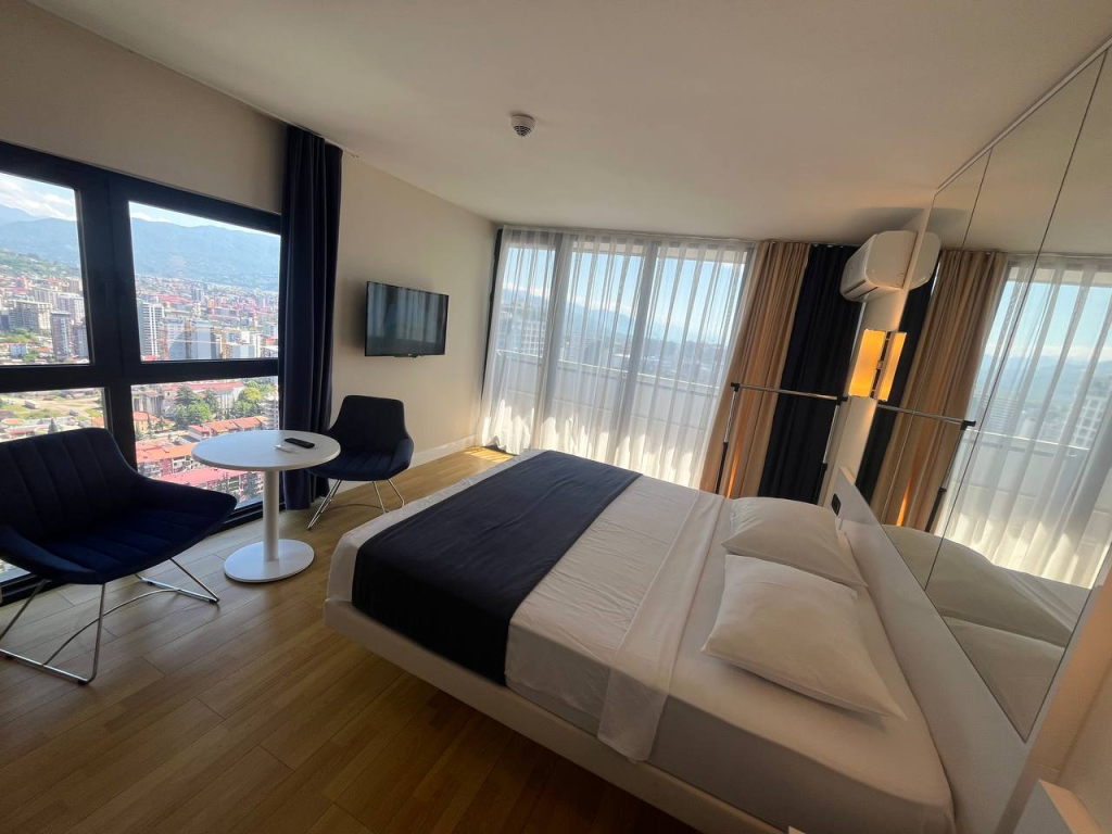 Апартаменты у моря в Апарт-Отеле Orbi City 3671