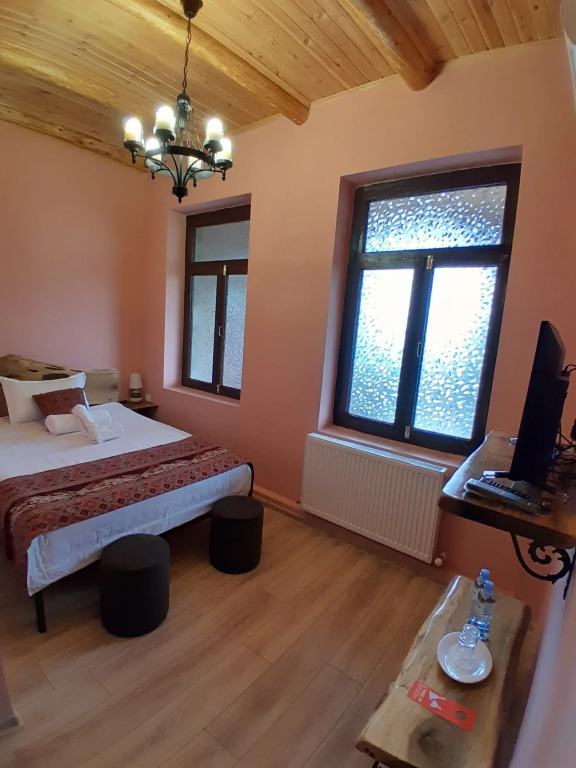 Бутик-отель Château Fort de Manavi, Boutique Hotel