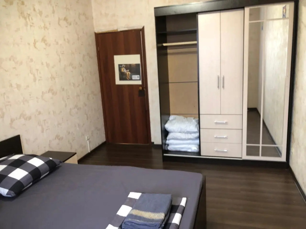 Квартира 437