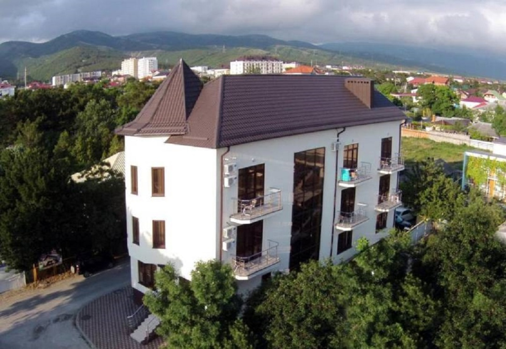 Отель Диана