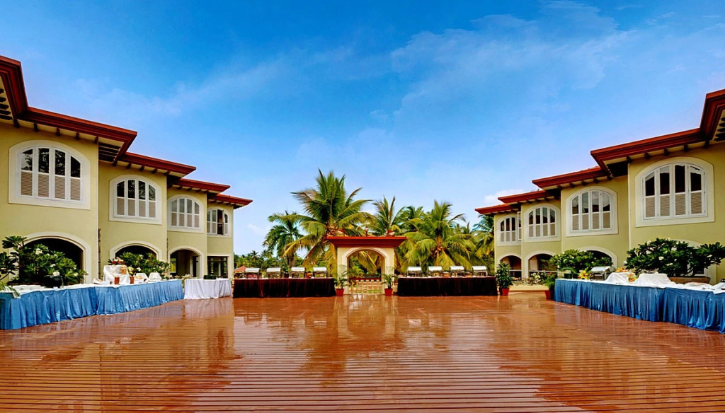 Отель Kenilworth Resort&Spa