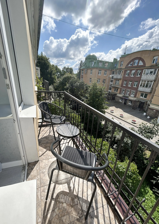 Квартира Ленинградская 8