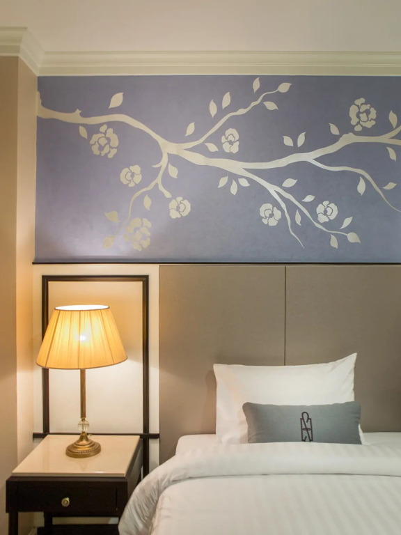 Saras Hotel