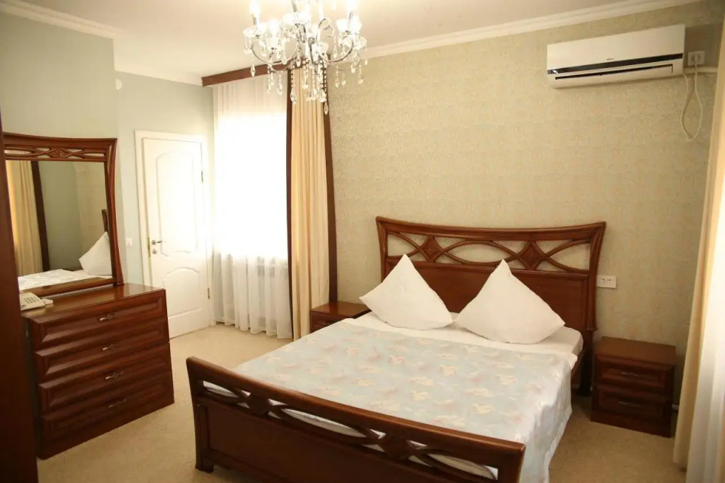 Sweet Home Hotel