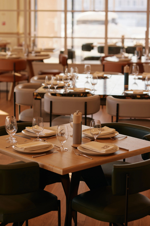 Отель Waldorf Astoria Minsk