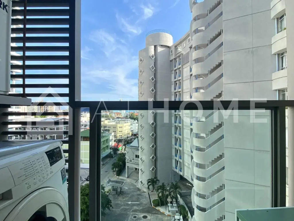 Апартаменты The Cloud Condo 812