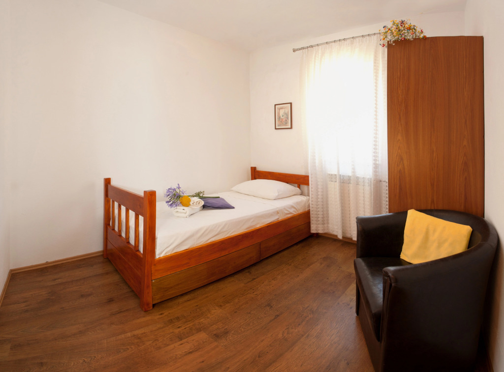 Villa Lukrecia - Stone Villa with Pool & Sea Views I Supetar, Brač
