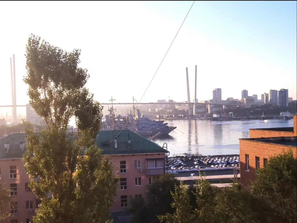 Квартира Время Дома для 6 гостей с шикарным видом в центре Владивостока