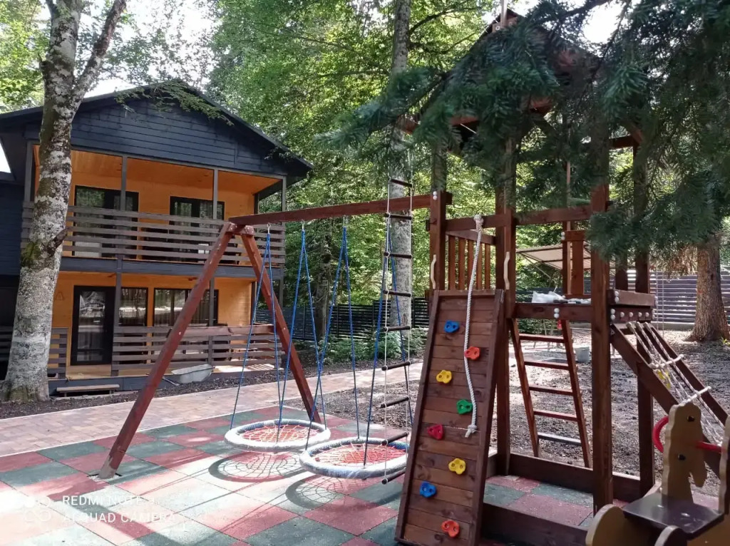Архыз Фемили клуб