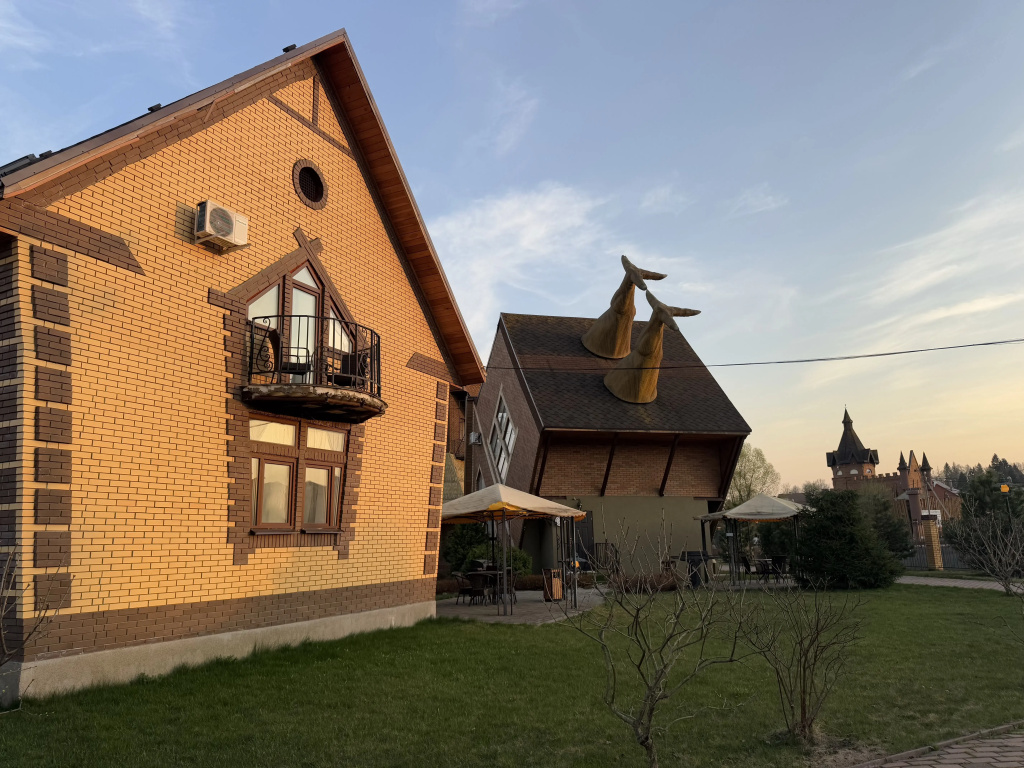 Отель Загородный клуб Лачи