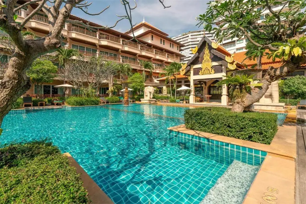 Avalon Beach Resort Pattaya