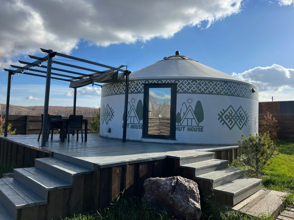 Hut house