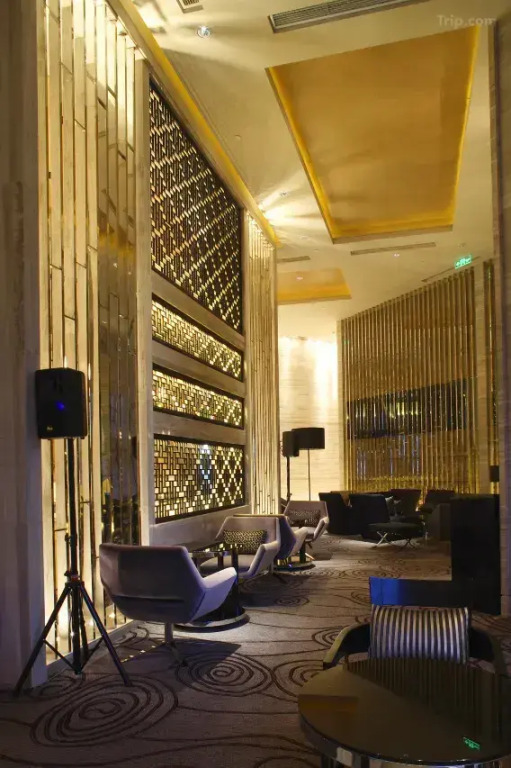 Отель Beijing C.Kong International Hotel (Chaoyang High-speed Railway Station Branch)