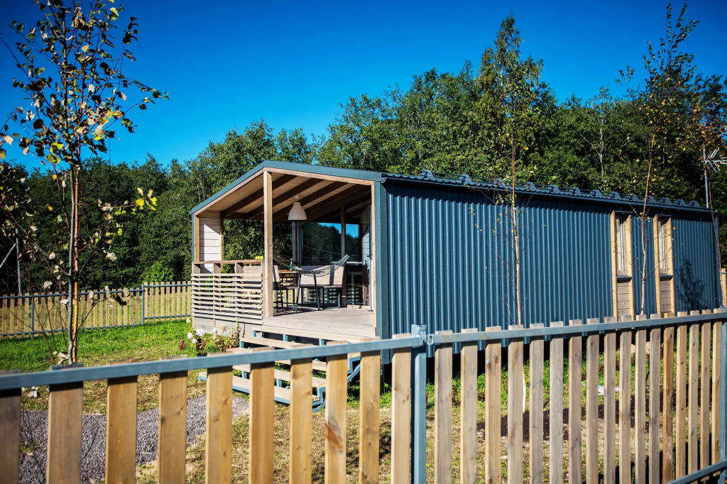 Sova коттеджи спб. сова домики спб. сова рент коттеджи. сойкино центральная 29б. сова коттеджи.