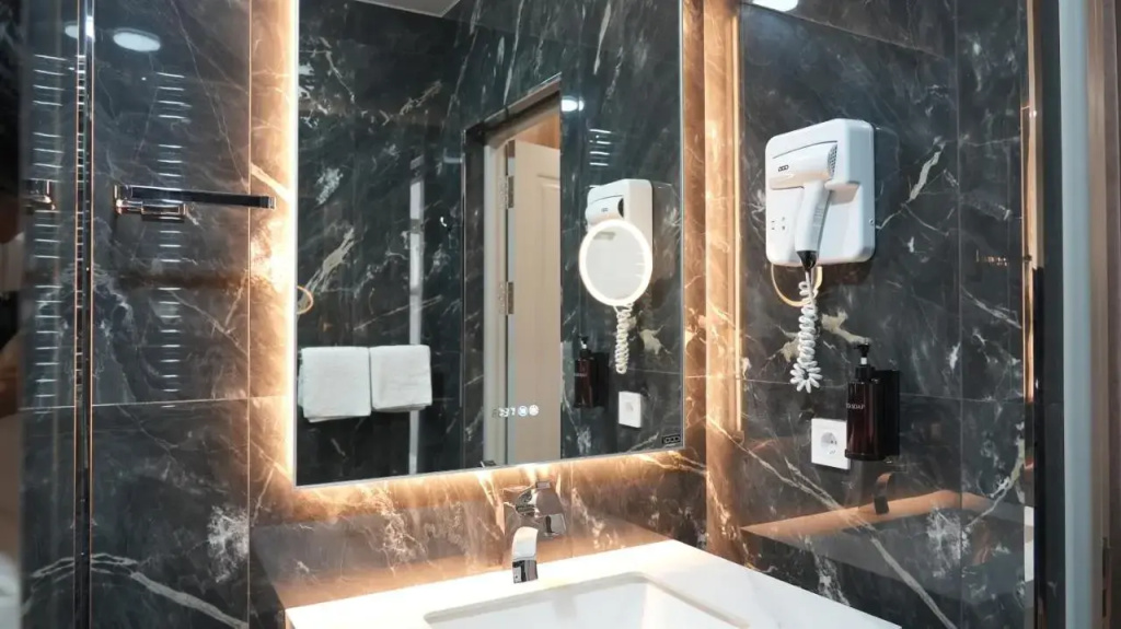 Отель Avant Hotel Tashkent Pool&Spa