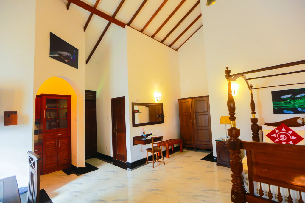 SRI LANKAN VILLA